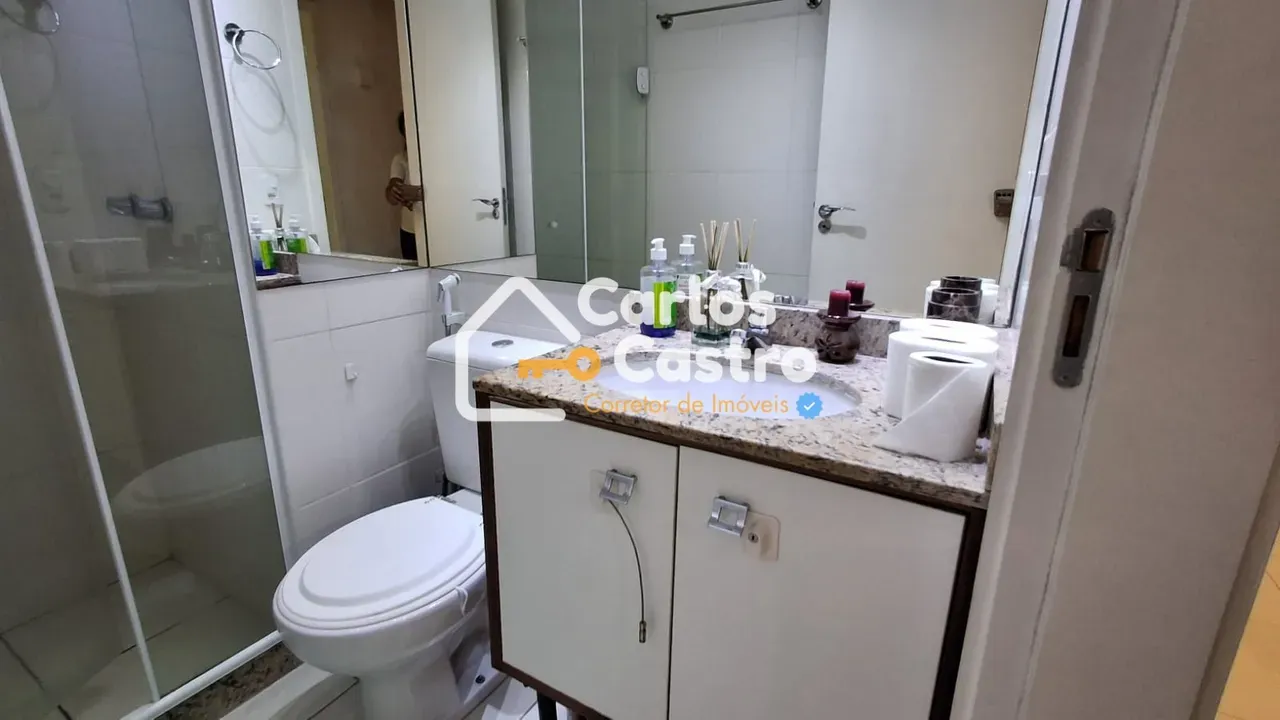 Apartment on the 12th floor with a glass-enclosed balcony — photo 8
