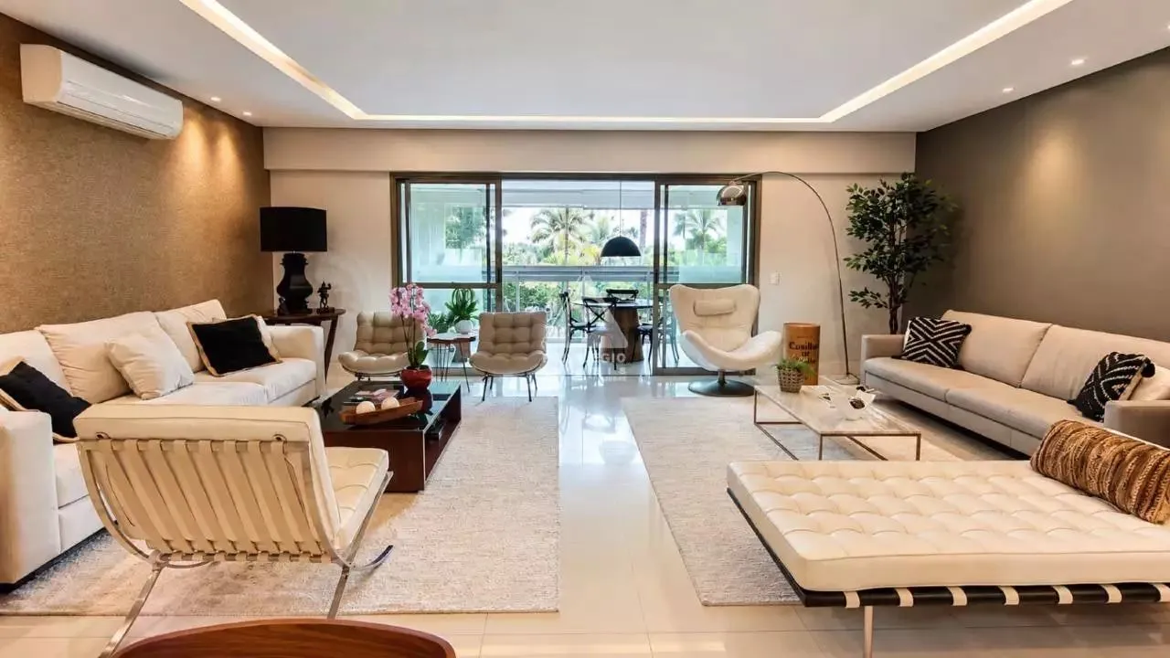 Apartamento mobiliado com 4 quartos e 5 banheiros — photo 17