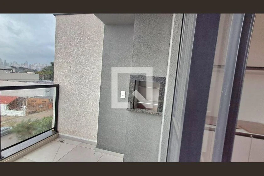 2-bedroom apartment with wood or laminate floors — photo 18