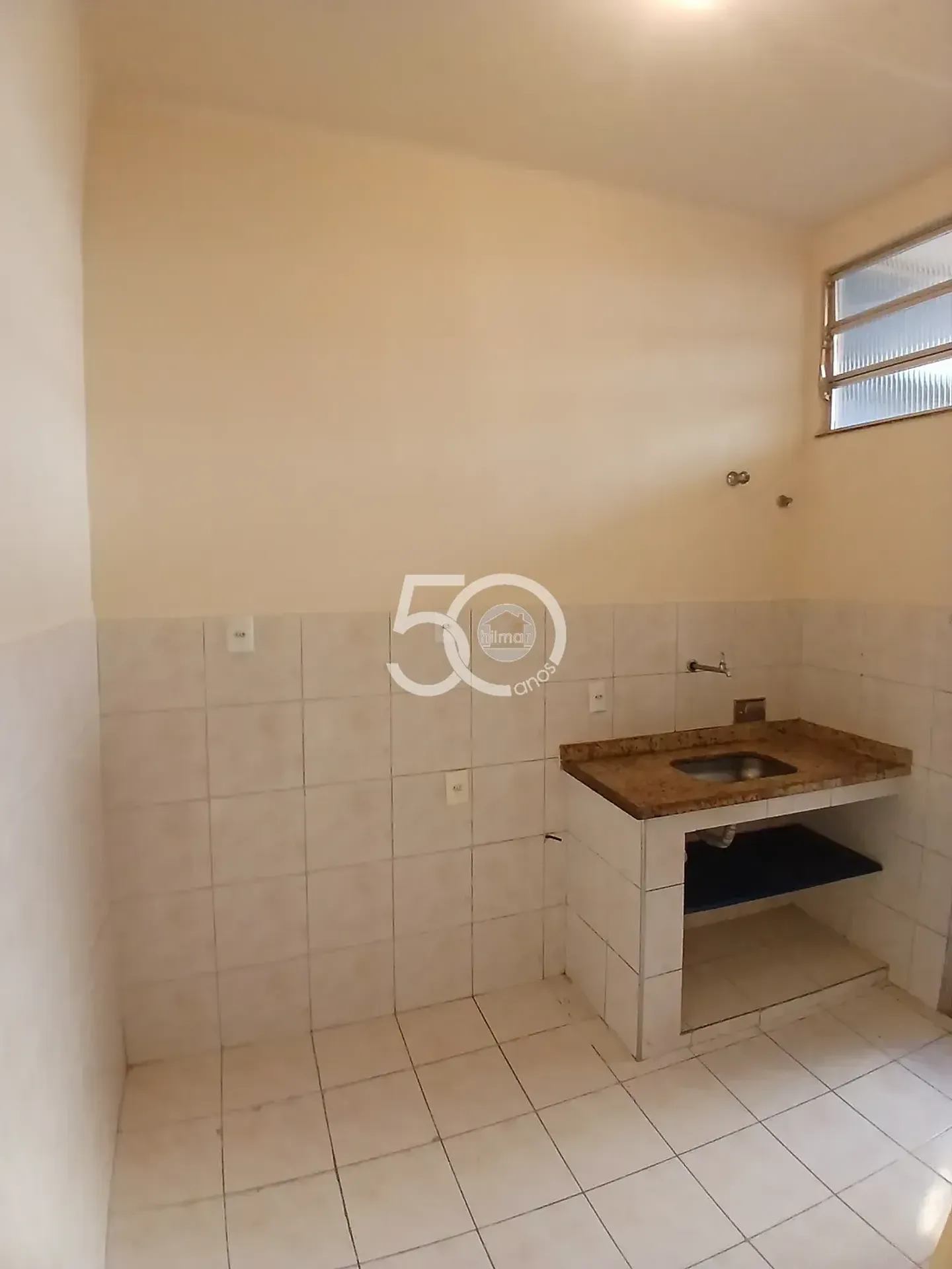 1-bedroom apartment with heating and no parking — photo 4