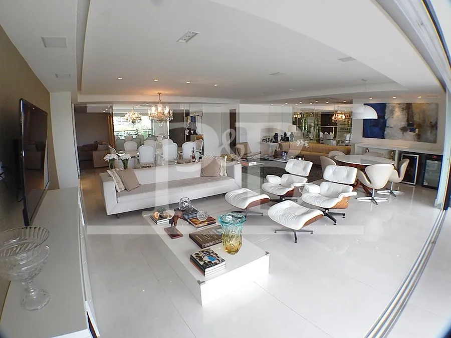 4-bedroom apartment with 319 m² and 4 parking spaces — photo 8