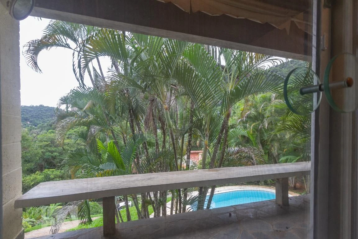 Condo house with 4 bedrooms and 400 m² — photo 21