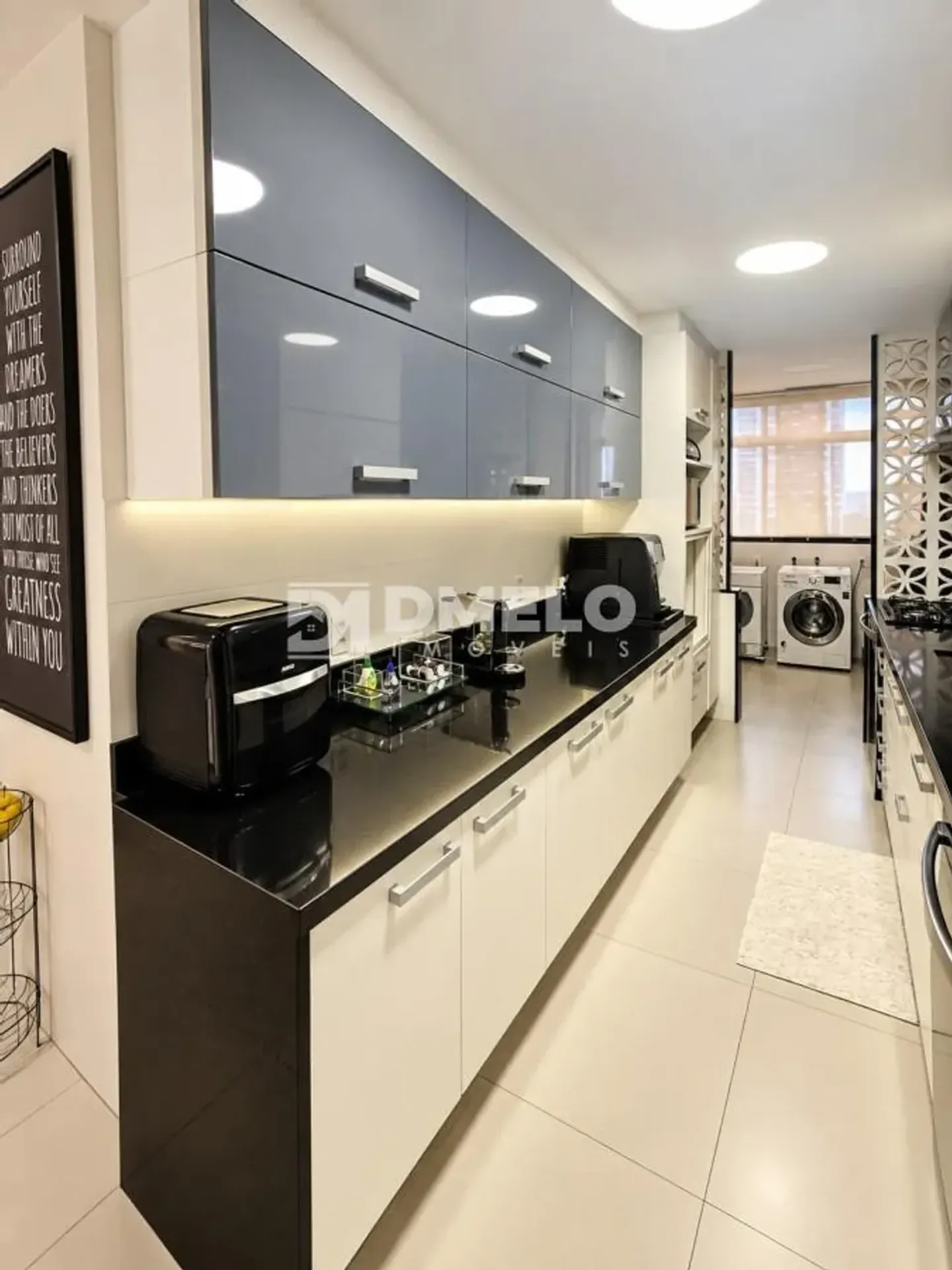 Apartamento mobiliado, 220 m², com janelas do piso ao teto — photo 24