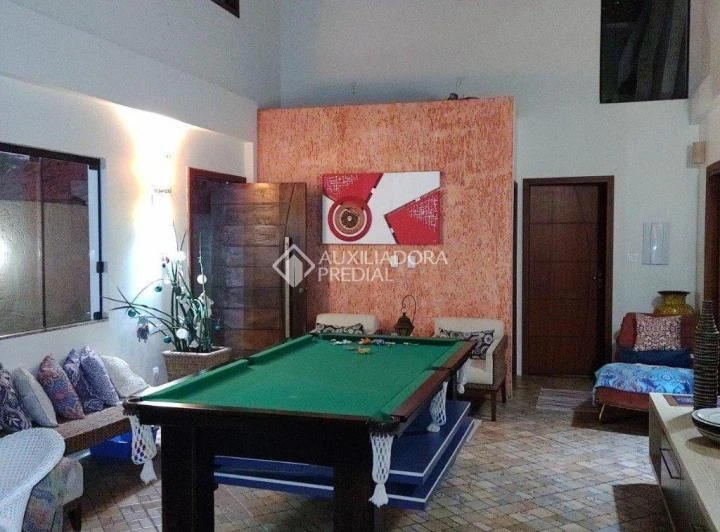 Casa com 5 dormitórios, 50 m² e sem vaga — photo 3