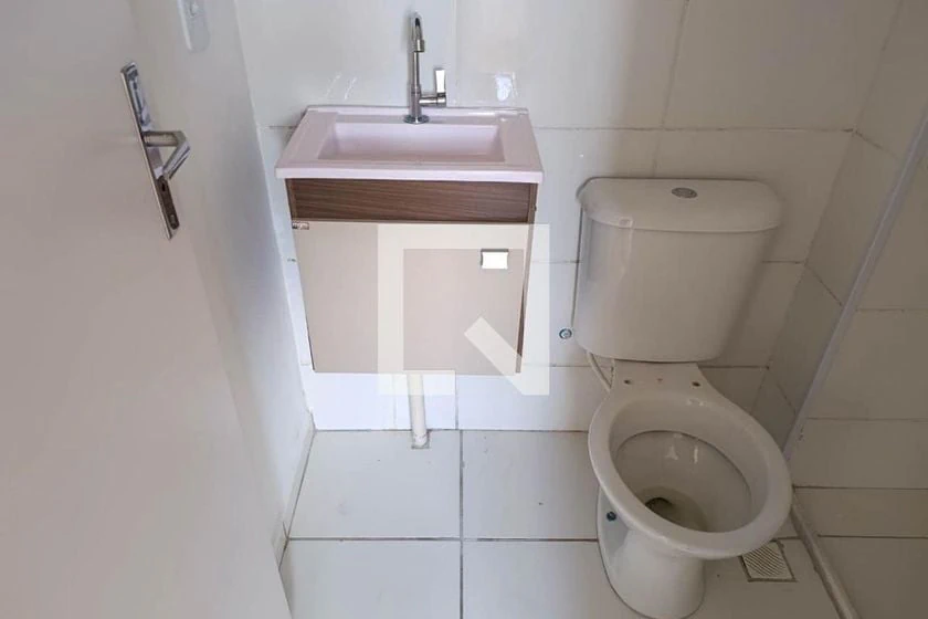 2-bedroom apartment with closed kitchen and gas stove — photo 19
