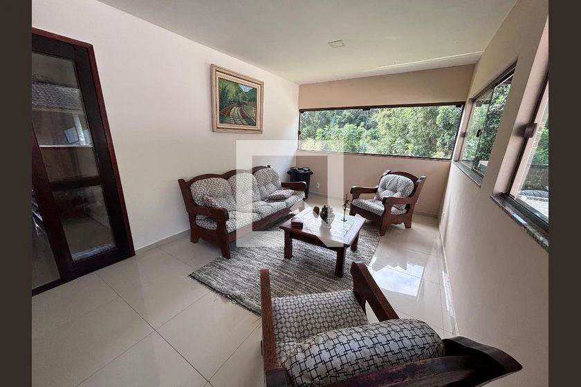 Casa sem mobília com 4 quartos e 618 m² — photo 20