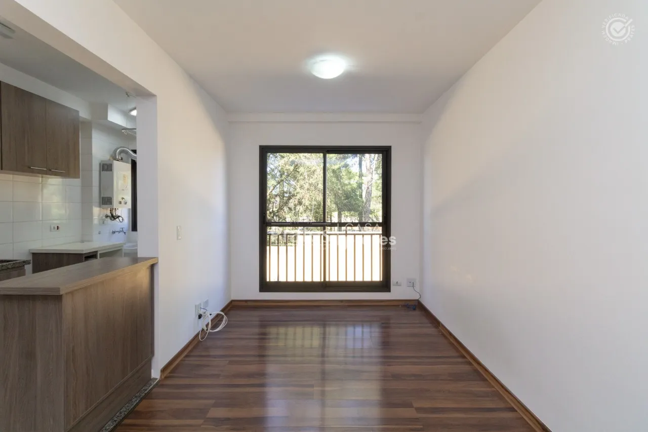 Unfurnished apartment with 3 bedrooms and open kitchen — photo 3