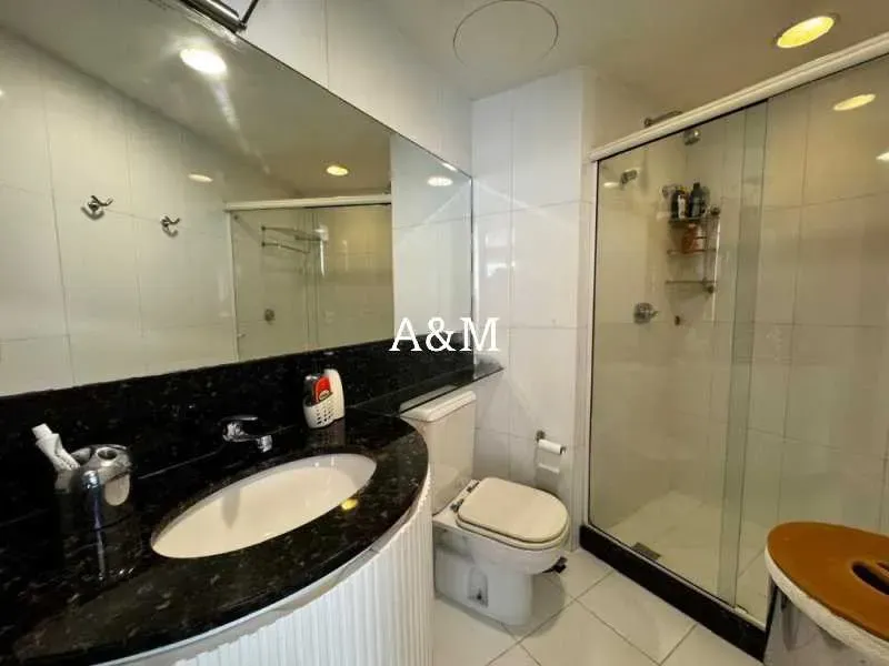 Residential apartment with open-plan kitchen — photo 4