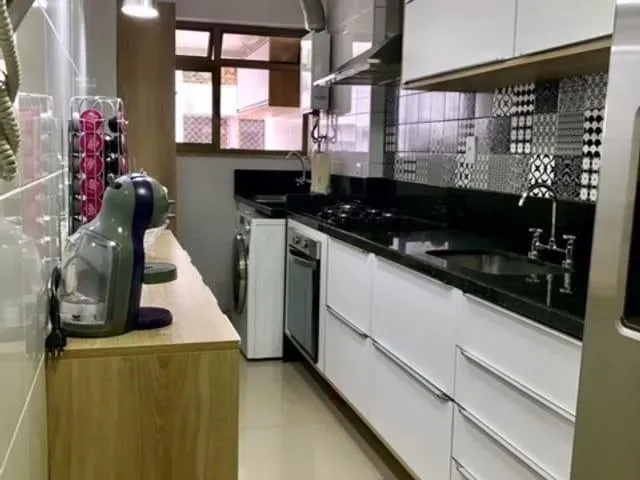 Furnished apartment, 94 m², with a glass-enclosed balcony — photo 2