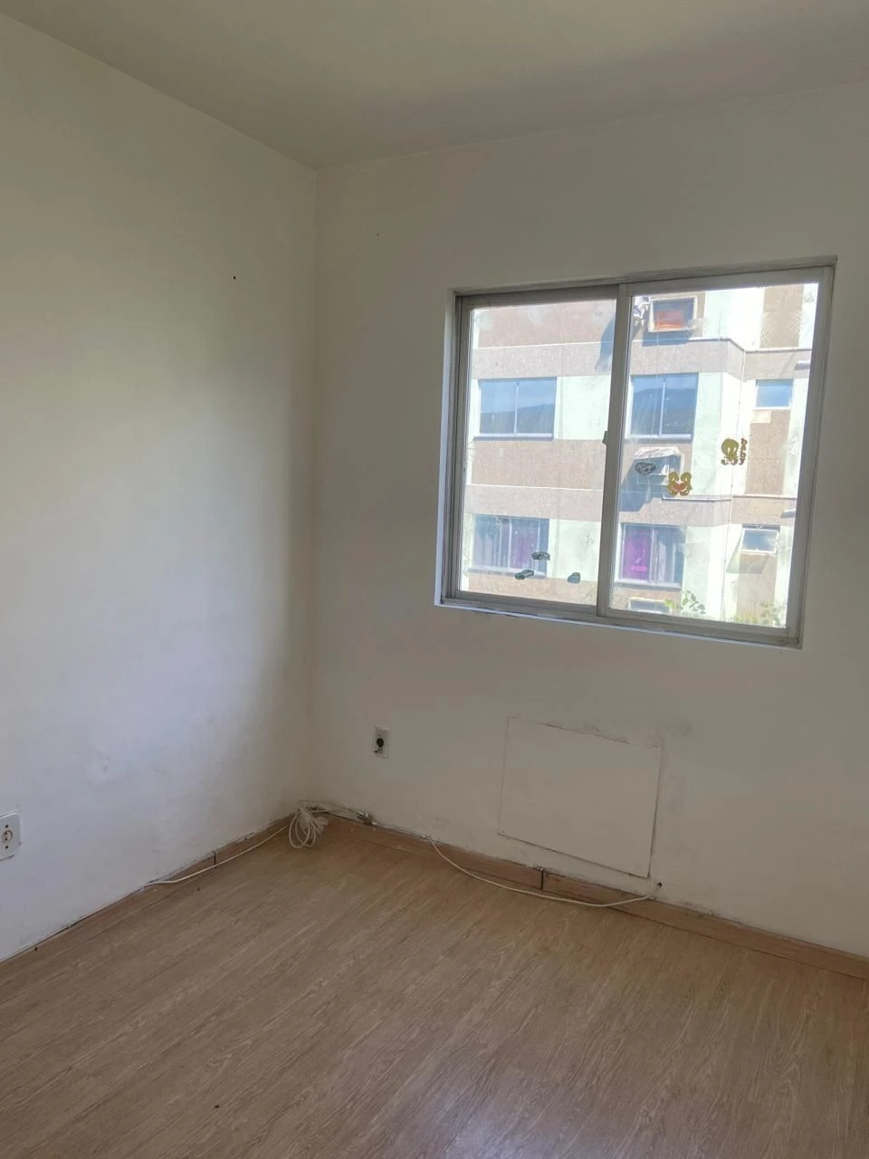 Unfurnished 2-bedroom apartment with a separate kitchen — photo 13