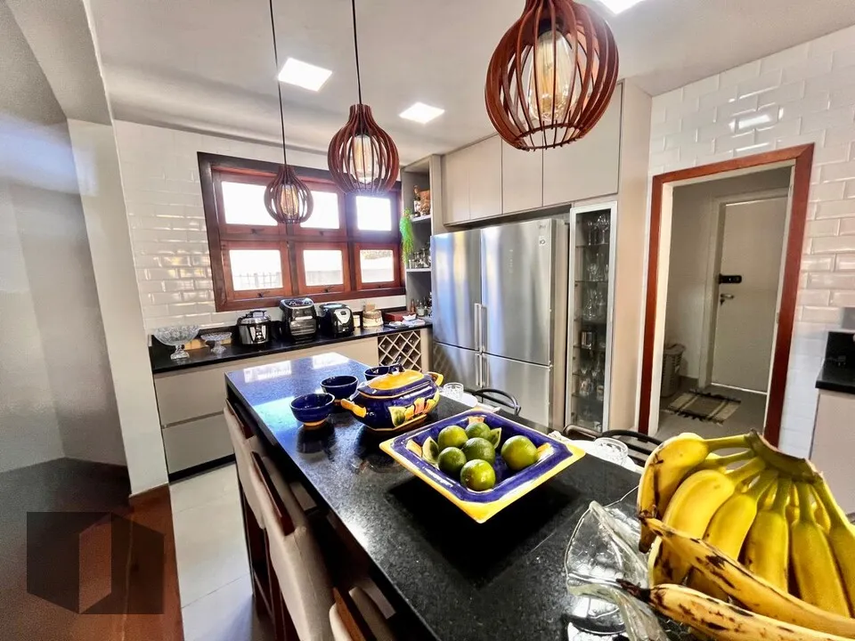 Furnished house with 5 bedrooms and 5 bathrooms — photo 44