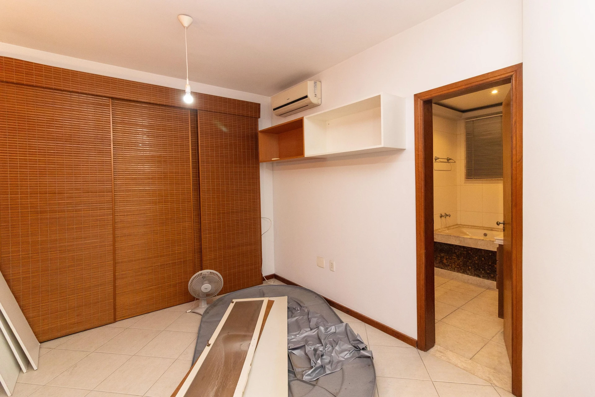 4-bedroom apartment with 2 en-suite bathrooms and garden — photo 6