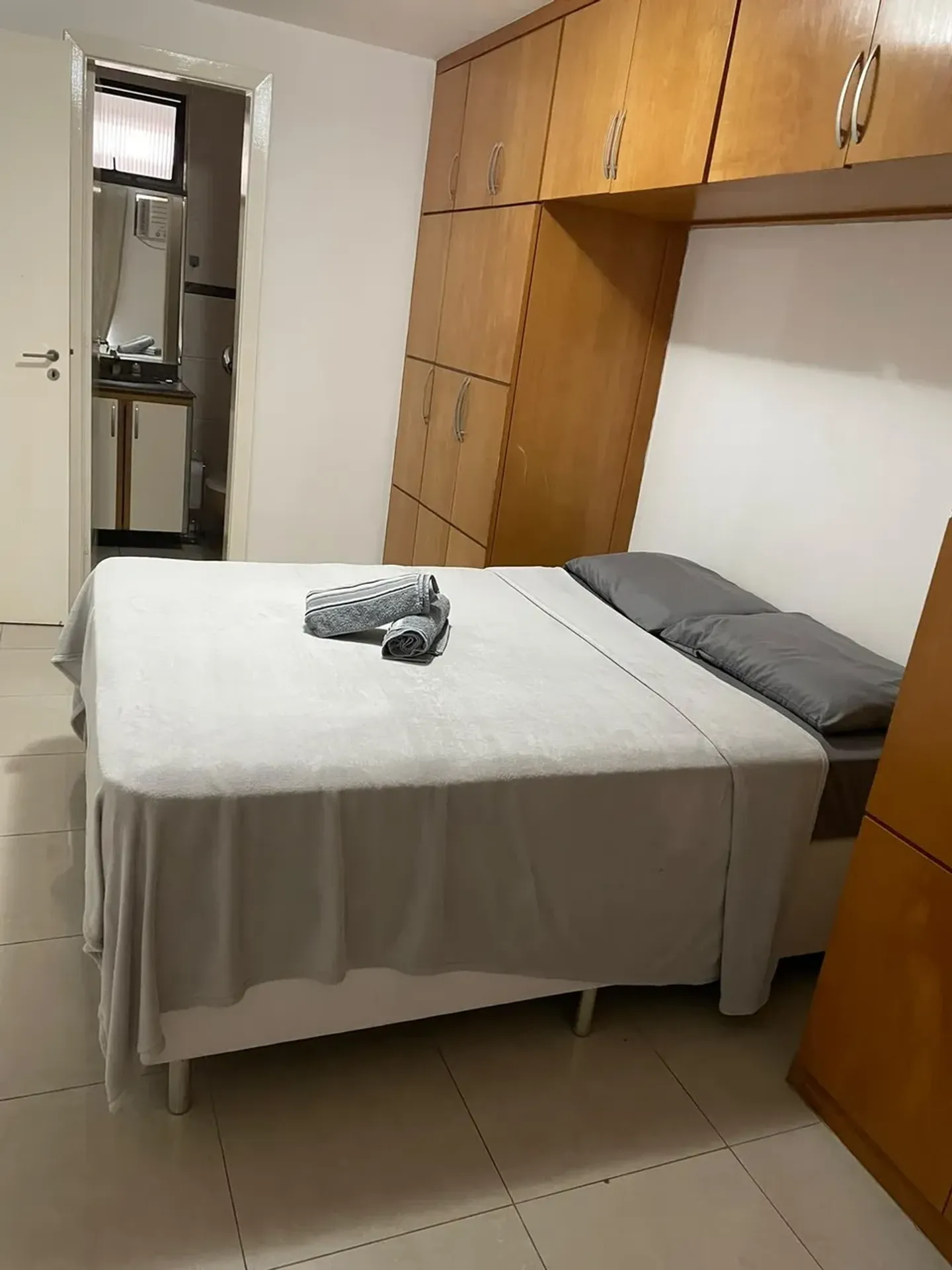 Apartamento mobiliado de 2 quartos com máquina de lavar — photo 5