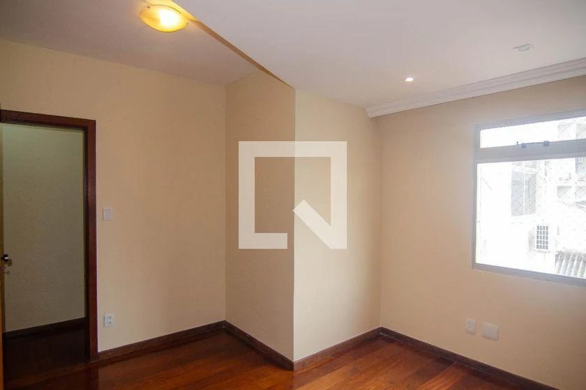 Apartamento com 4 quartos e 165 m², cozinha a gás — photo 31