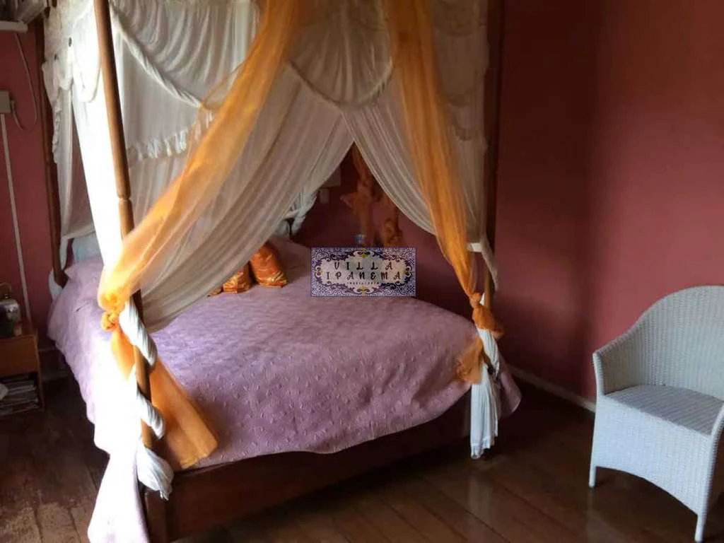 Casa com 4 quartos e 6 banheiros com piscina e churrasqueira — photo 10