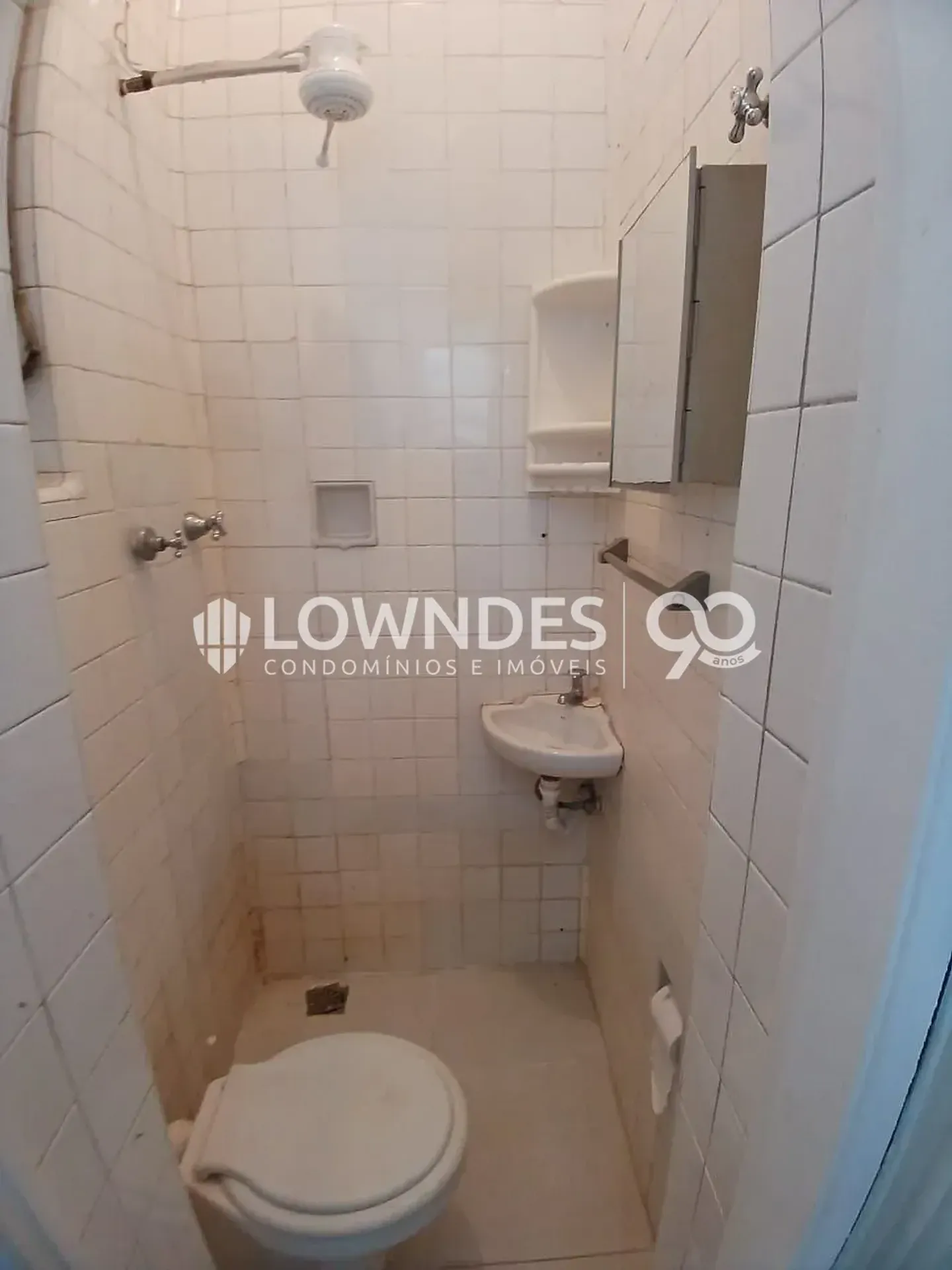 3-bedroom apartment with 1 bathroom and parking space — photo 55
