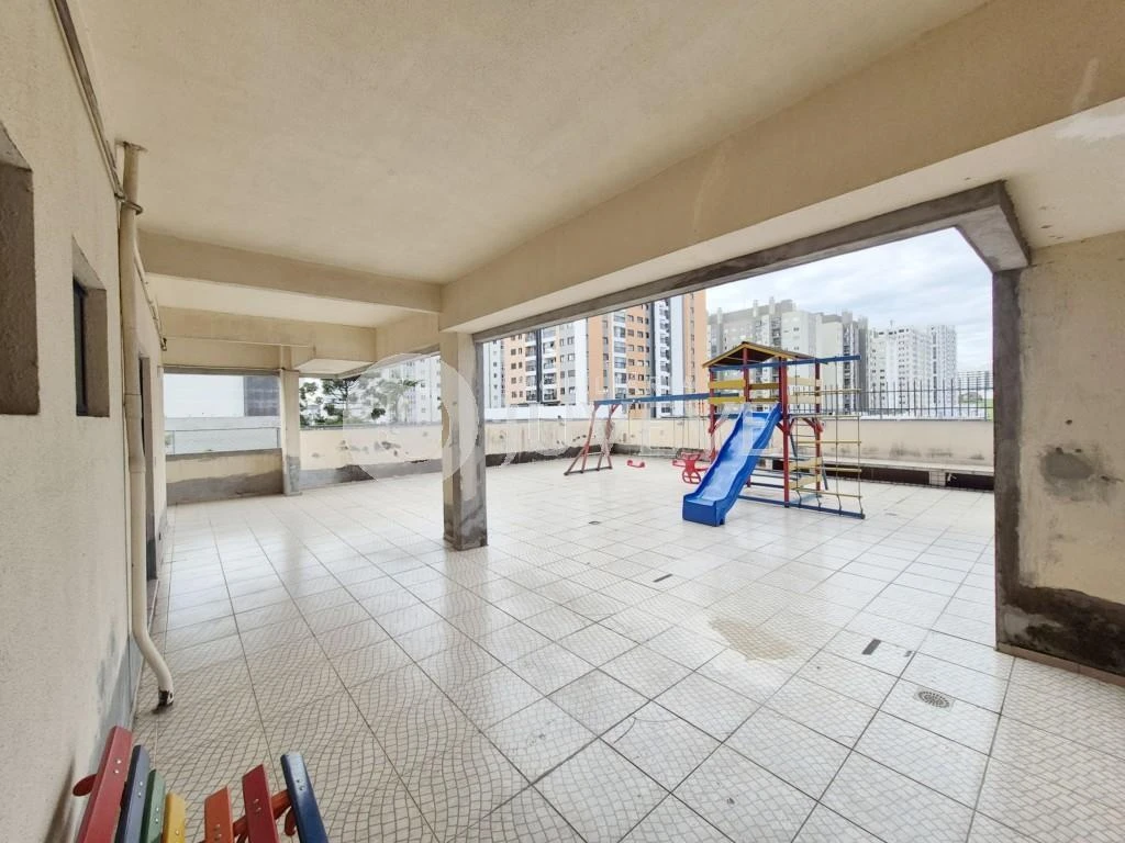 Furnished 3-bedroom apartment with enclosed balcony grill — photo 6