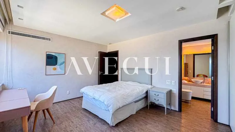 Apartamento mobiliado com 4 quartos e cozinha em conceito aberto — photo 22