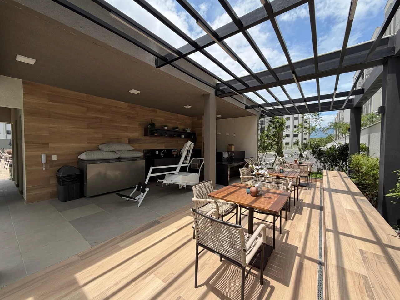 Apartamento para alugar com 2 quartos e varanda — photo 34