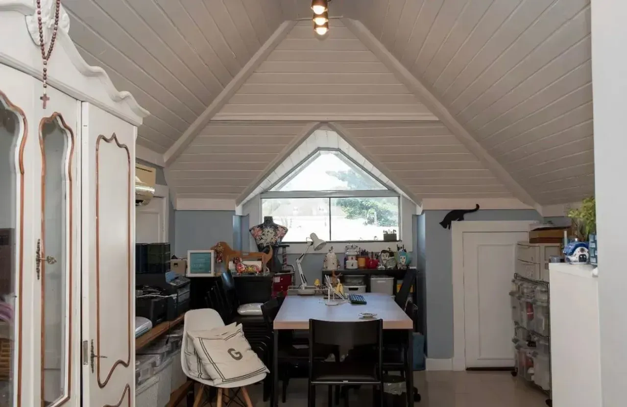 Furnished 3-bedroom house with a workspace corner 360 m² — photo 13