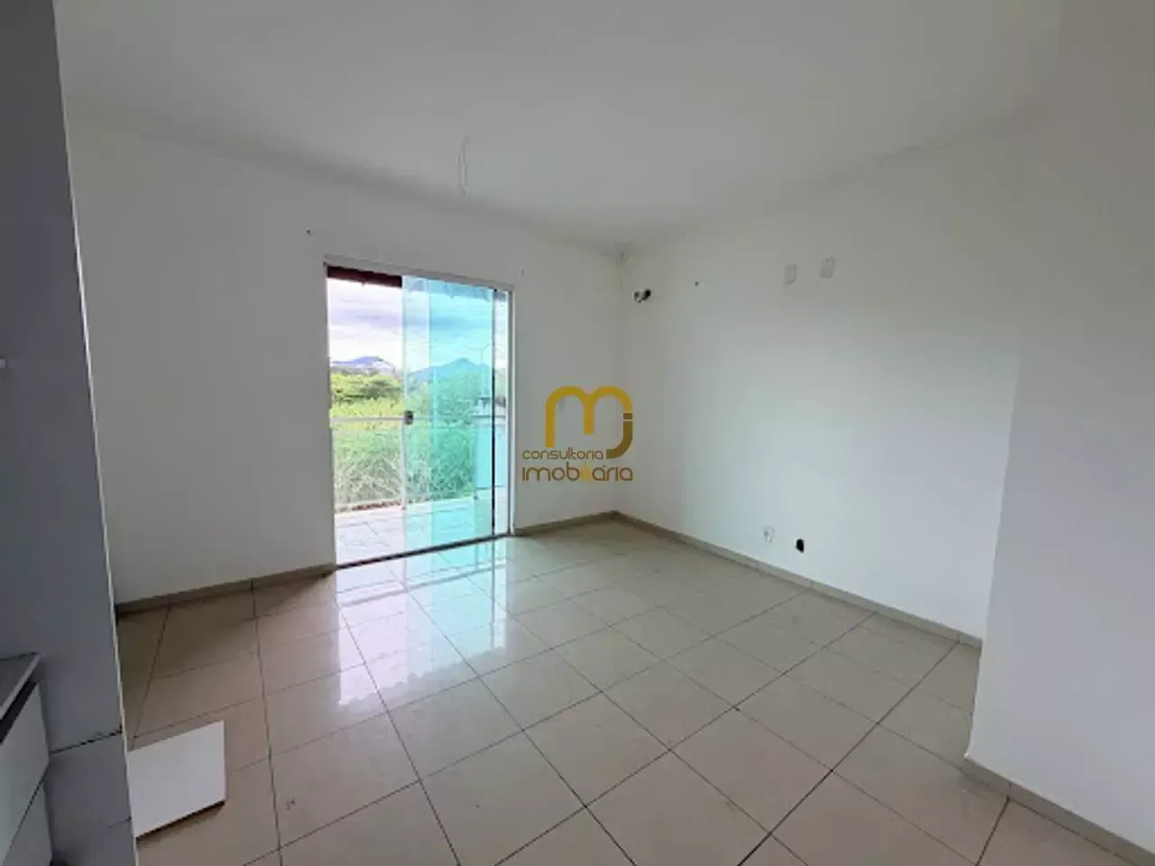 Casa con cocina cerrada, 3 dormitorios y 2 plazas — photo 2