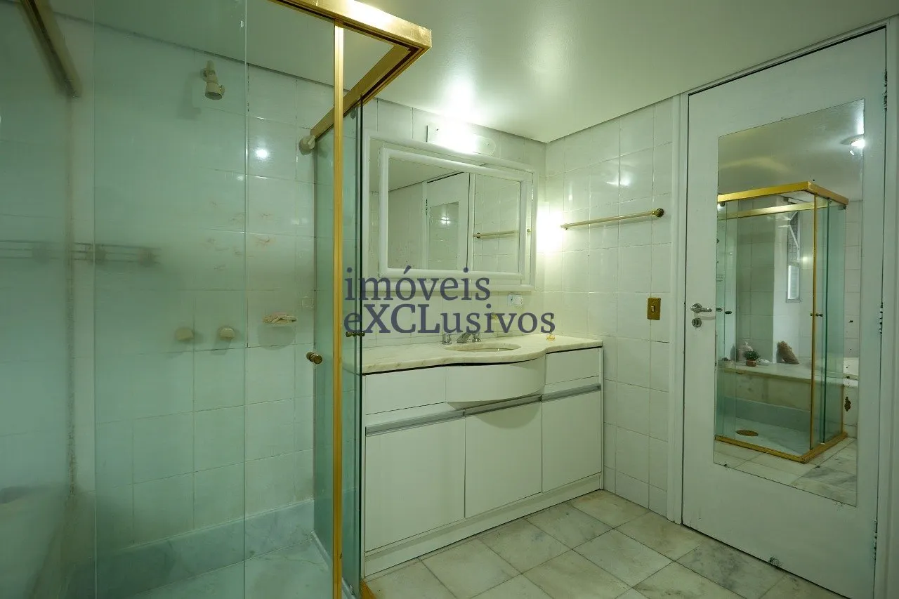 450 m² apartment with 4 bedrooms and 3 parking spaces — photo 14