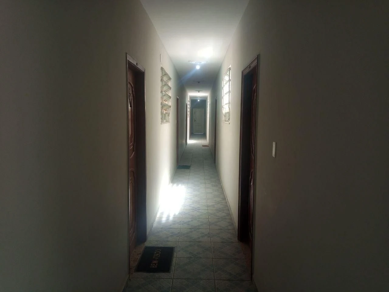 Unfurnished apartment with 2 bedrooms and a gas kitchen