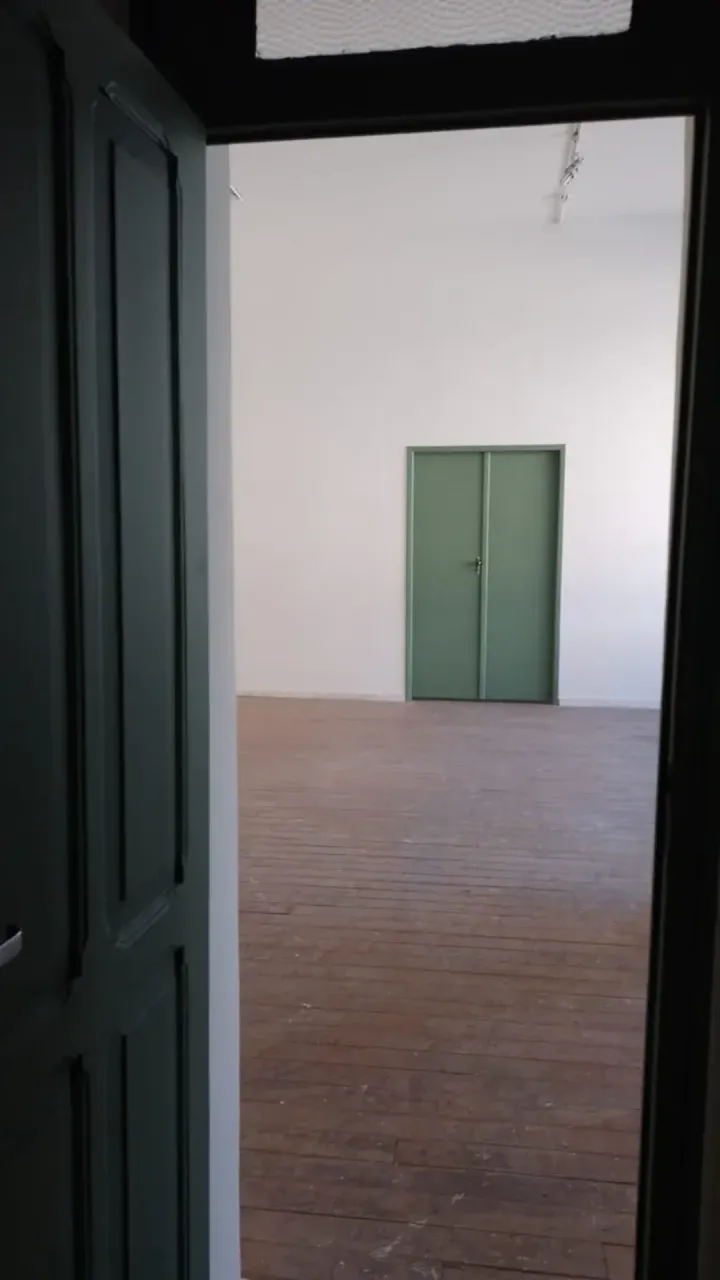 Unfurnished house with 5 bedrooms and 4 bathrooms — photo 18