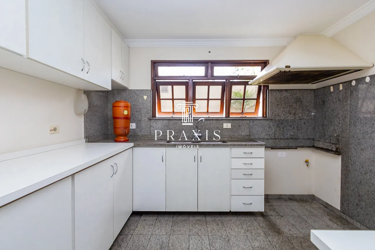 5-bedroom house with 207 m² and 2 parking spots — photo 15