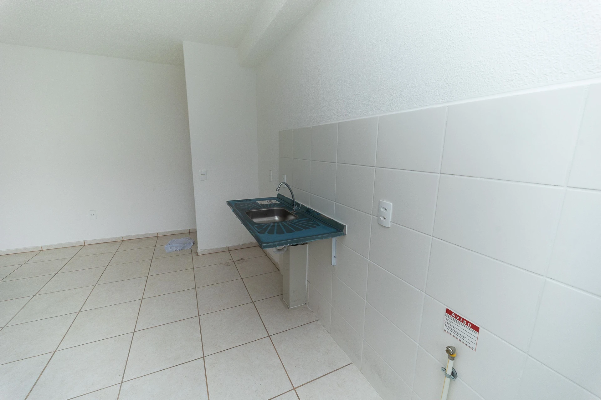 Apartamento de 2 quartos em condomínio com piscina — photo 18