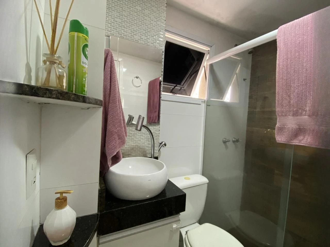 Furnished apartment, 58 m², with a mountain view — photo 12