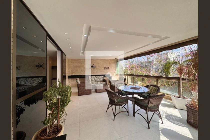 Apartamento de 190 m² com 3 suítes e varanda envidraçada — photo 6