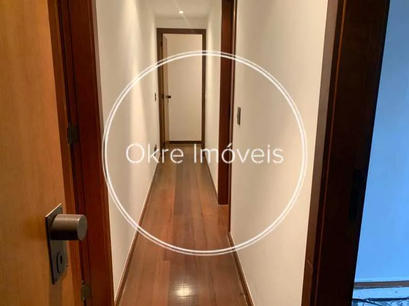 Apartamento com 3 quartos e varanda — photo 16