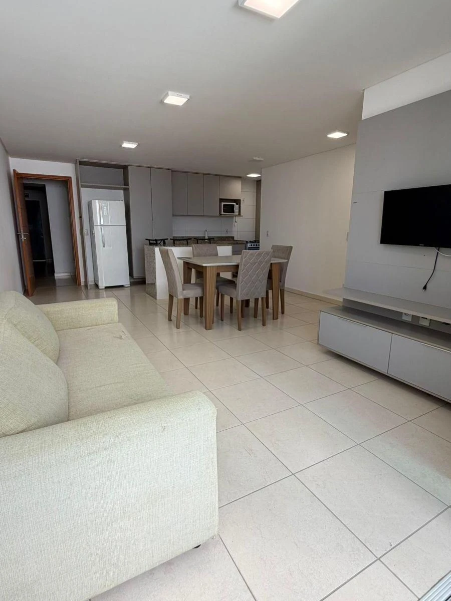 Apartamento amueblado con 3 dormitorios y 2 suites