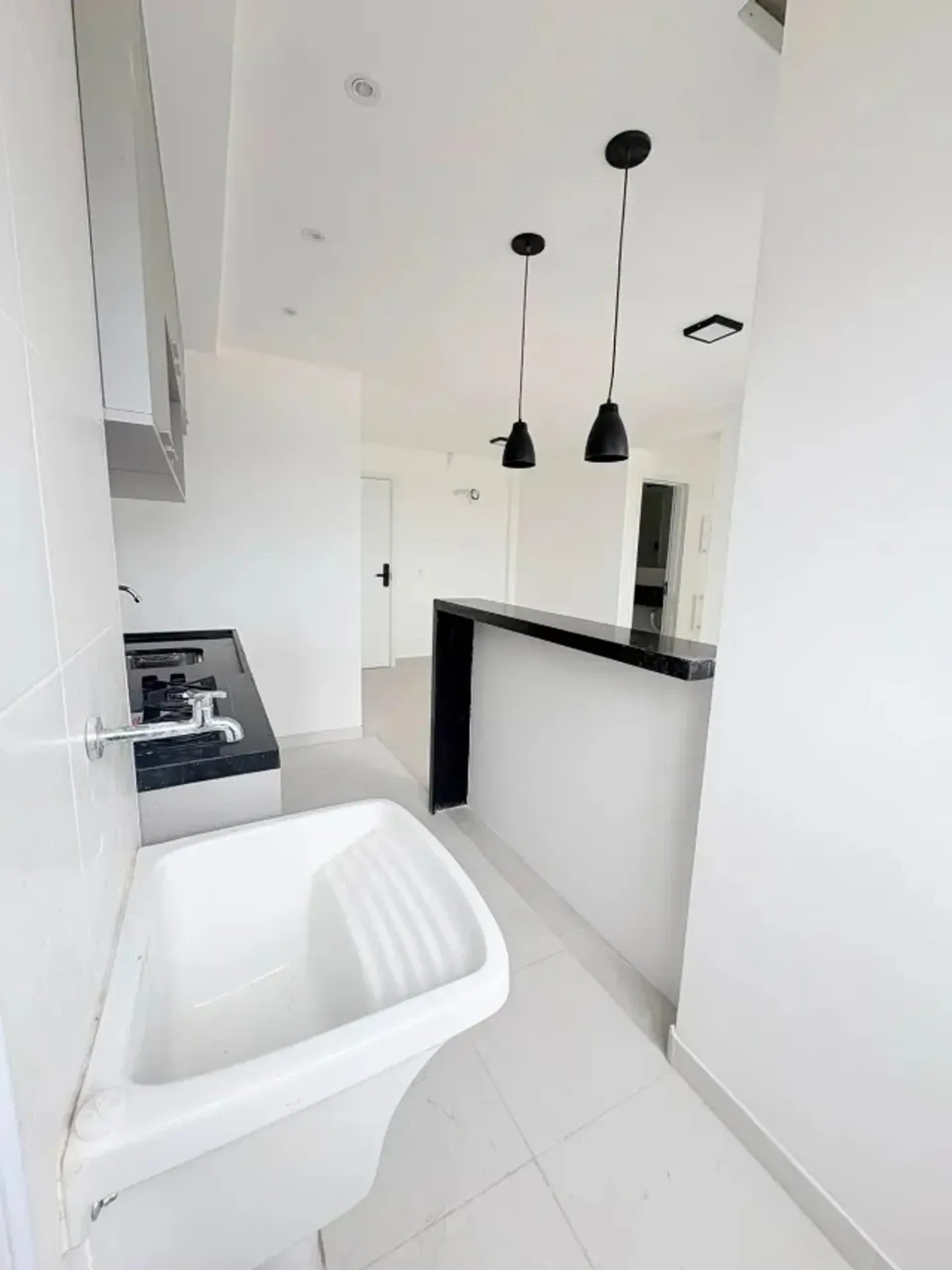 3-bedroom apartment with integrated kitchen and balcony — photo 10