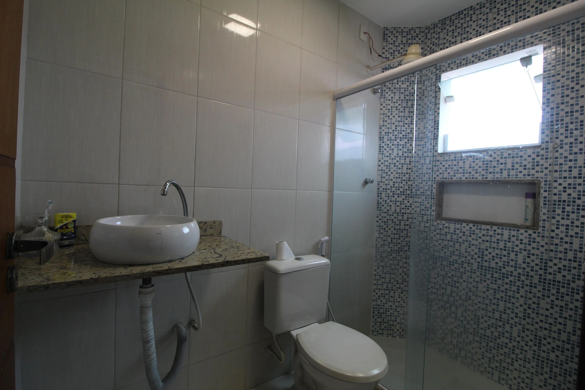 Rental apartment with 3 en-suite bedrooms and balcony — photo 25