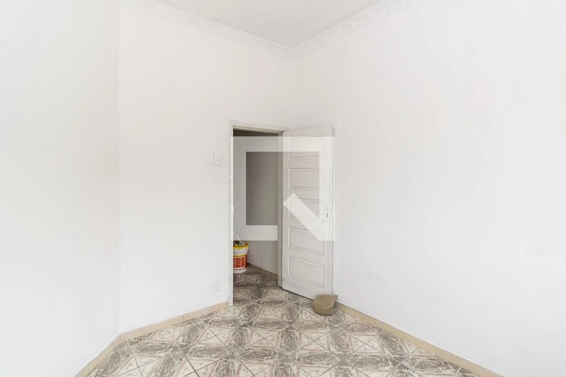Apartamento para alugar com 2 quartos e varanda — photo 4