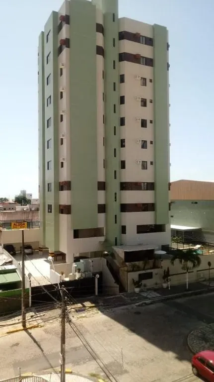 Apartamento 65 m² com 2 quartos e varanda — photo 35