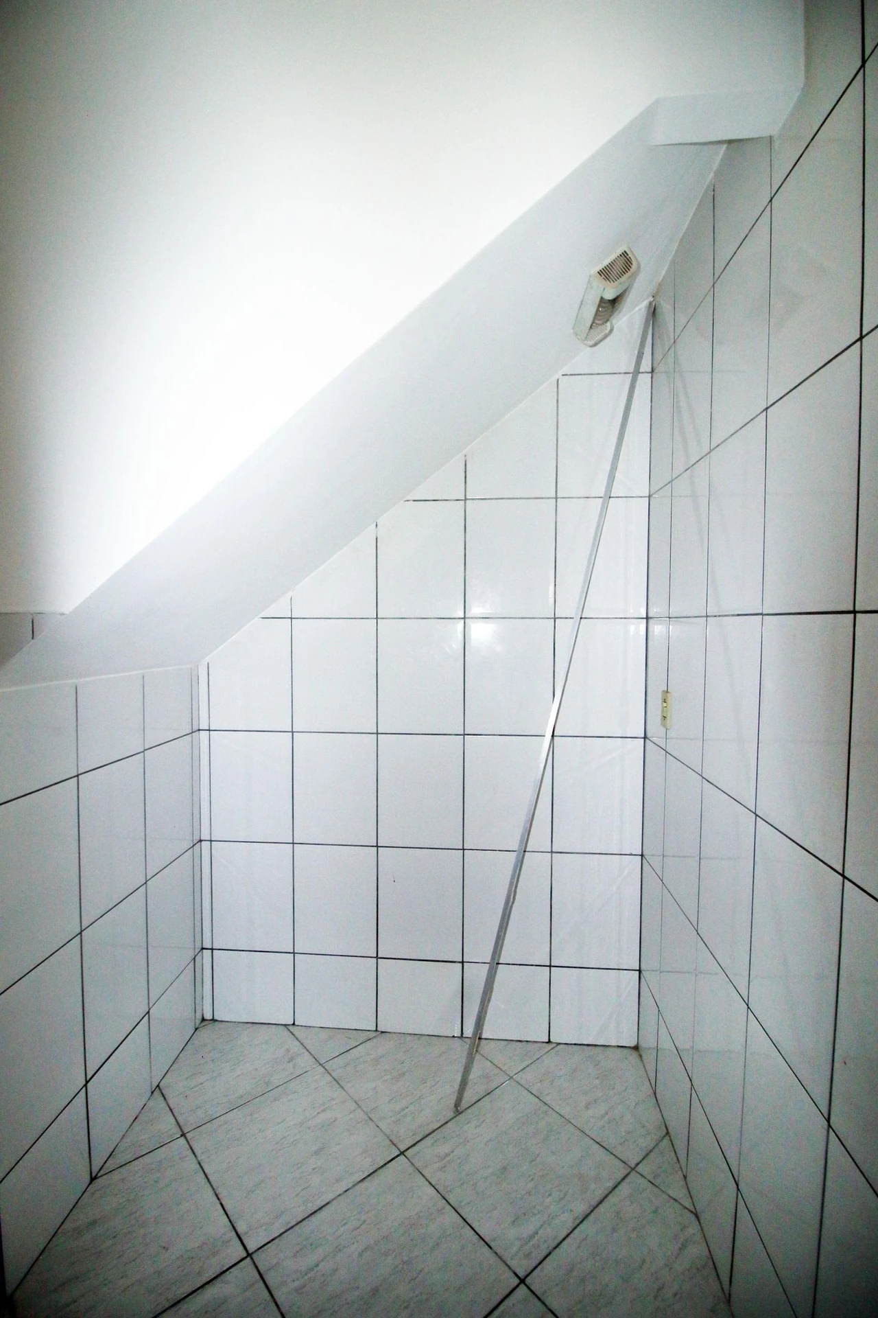 1-bedroom apartment with a balcony and laundry area — photo 5