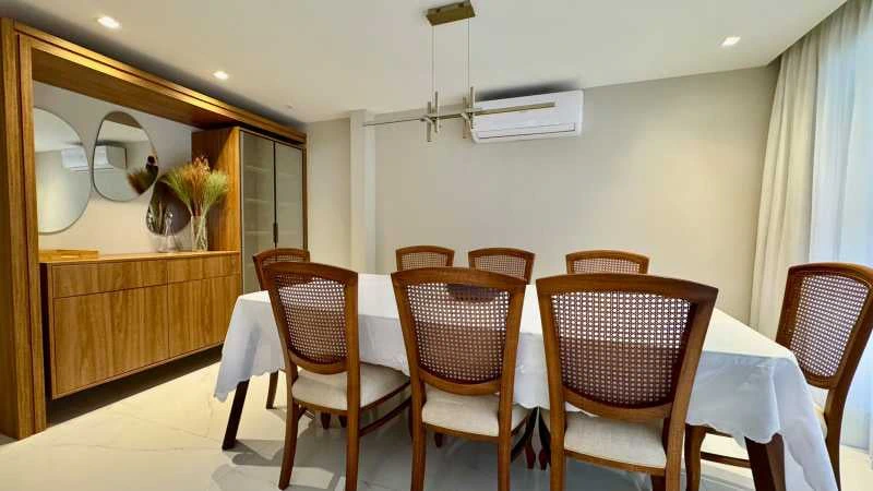 Casa com churrasqueira privativa, Barra da Tijuca