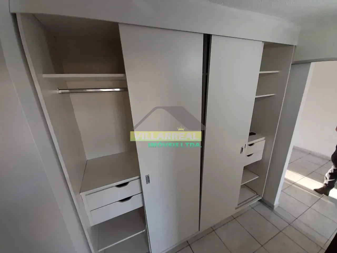 Unfurnished apartment with 2 bedrooms and 2 bathrooms — photo 29
