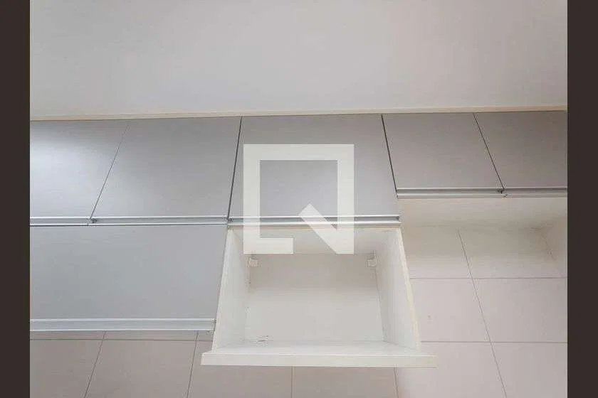 85 m² apartment with 3 bedrooms and a glass-enclosed balcony — photo 20