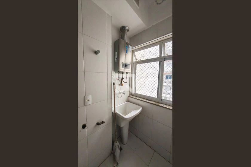 Apartment, 87 m², with a glass-enclosed balcony — photo 12
