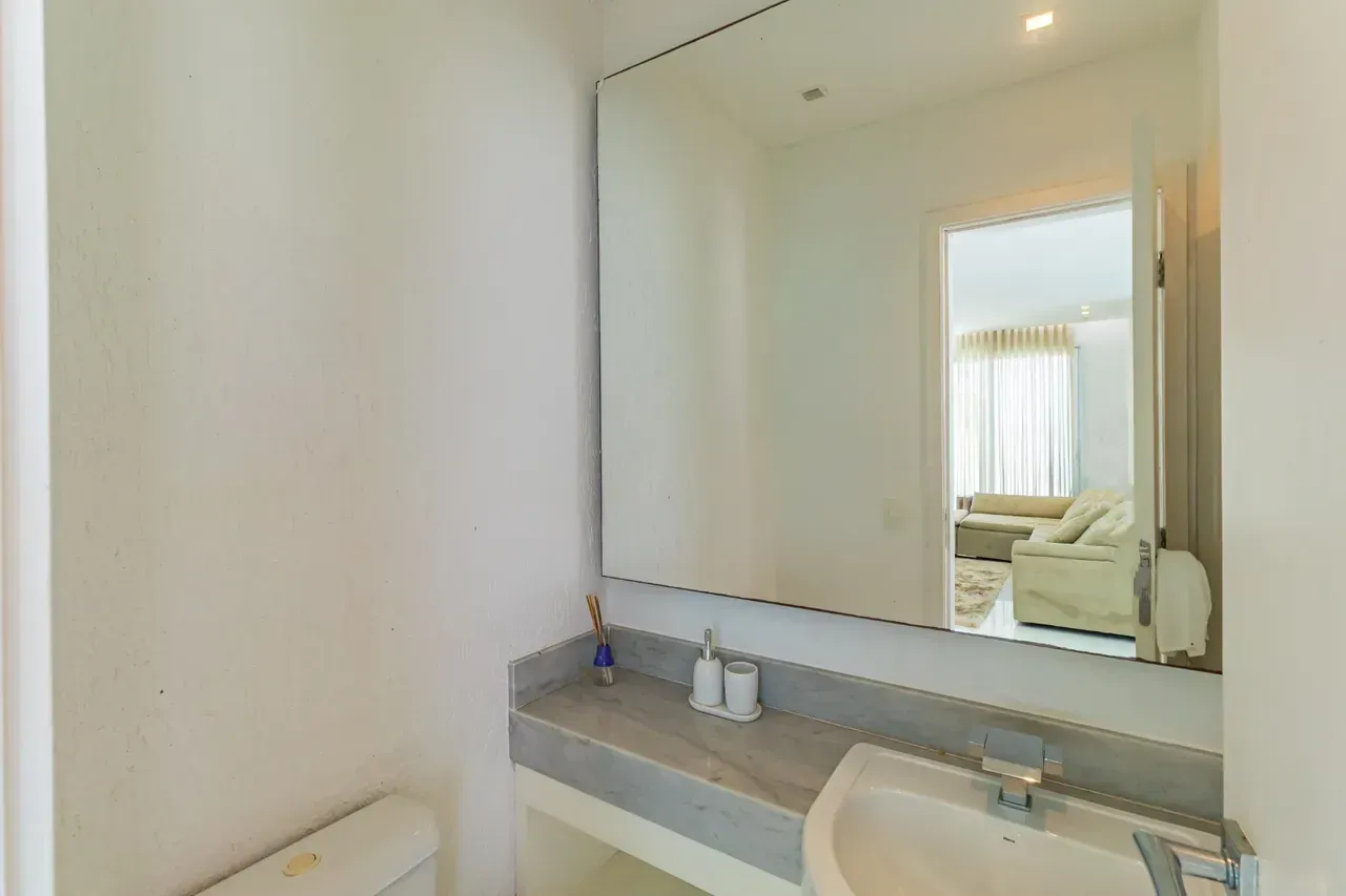 575 m² apartment with 4 en-suite bedrooms and 4 parking — photo 68