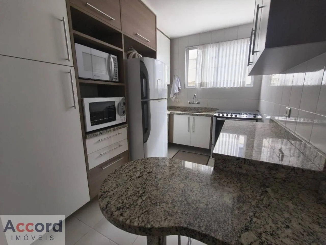 3-bedroom apartment with a washing machine in Curitiba — photo 5