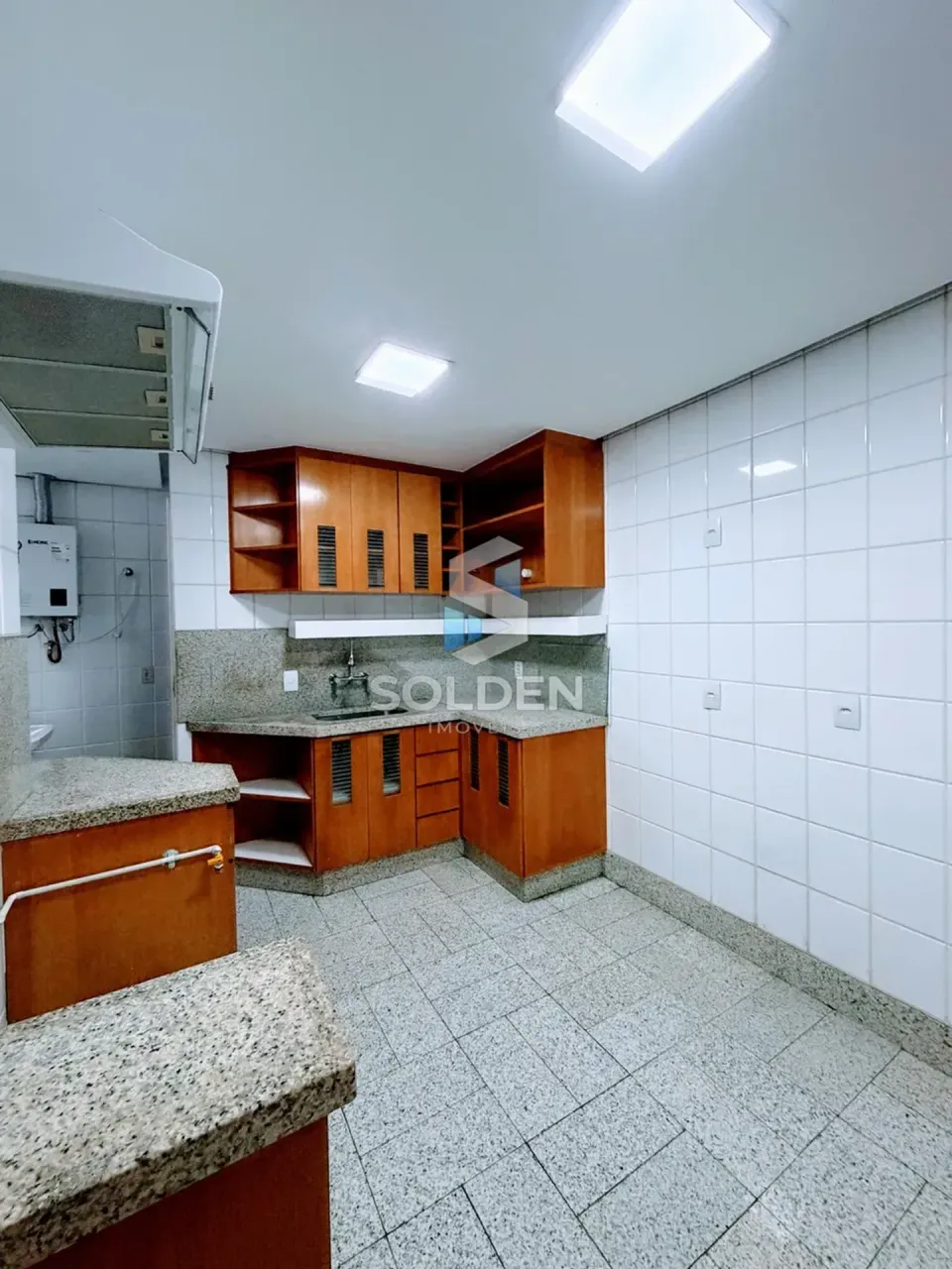 Apartamento com 3 quartos, 130 m² e cozinha a gás — photo 3