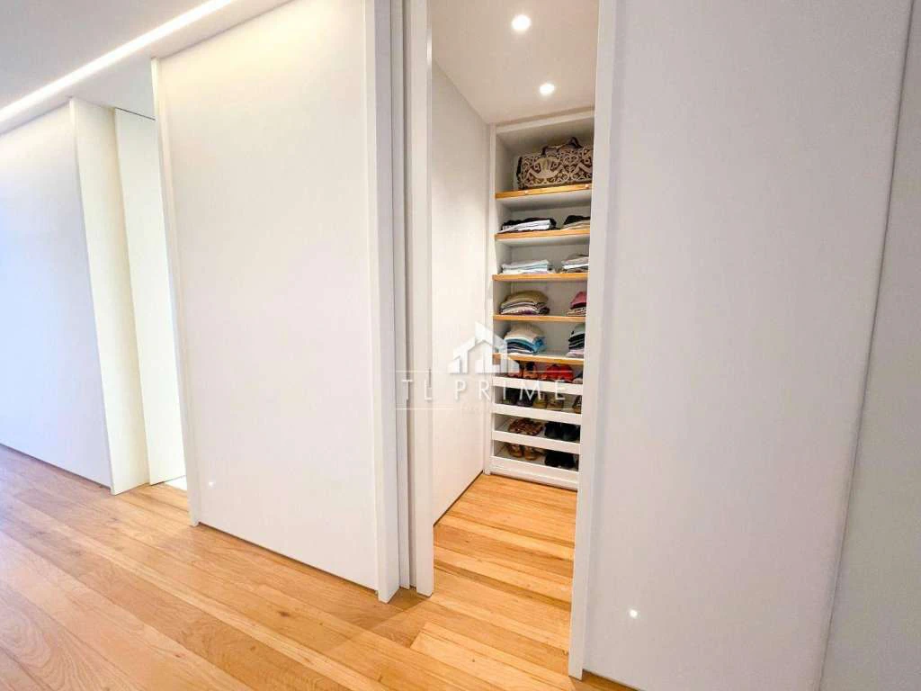 Apartamento amueblado de 460 m² con 4 suites y 5 plazas — photo 27