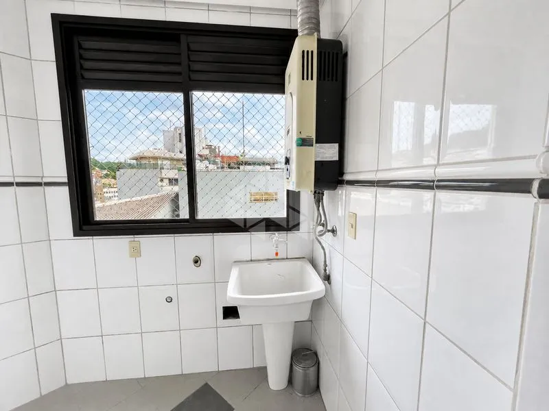 2-bedroom apartment with a water view in Florianópolis — photo 4