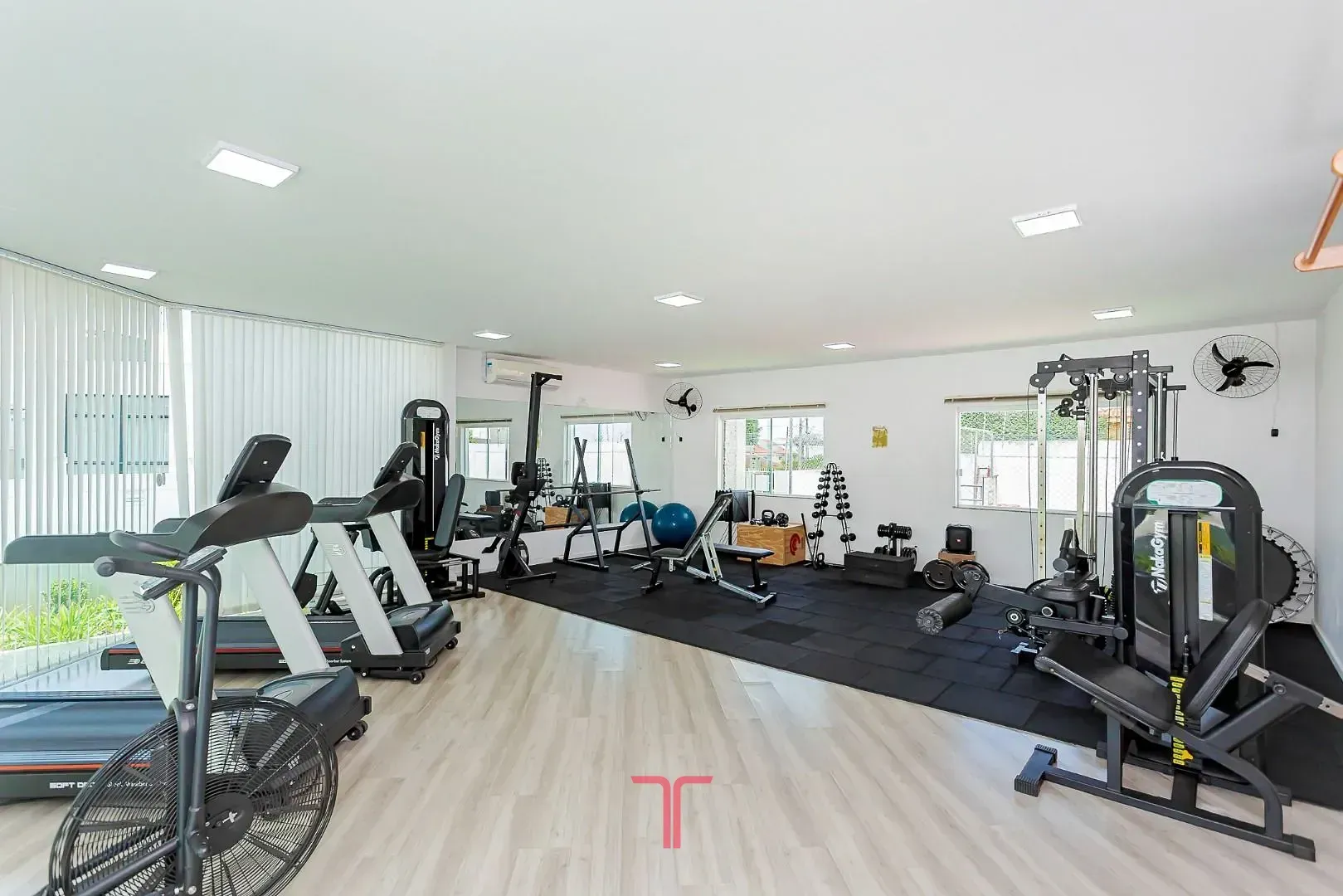 Дом 550 м² с 5 спальнями и приватным садом — photo 41