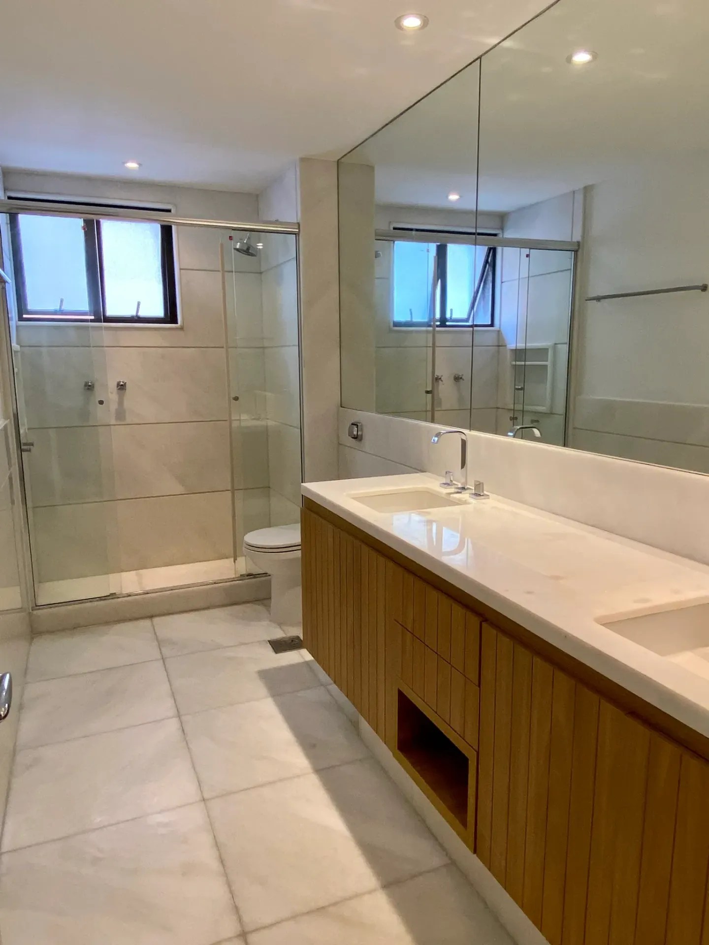 Apartamento con 3 habitaciones y balcón cerrado de vidrio — photo 21